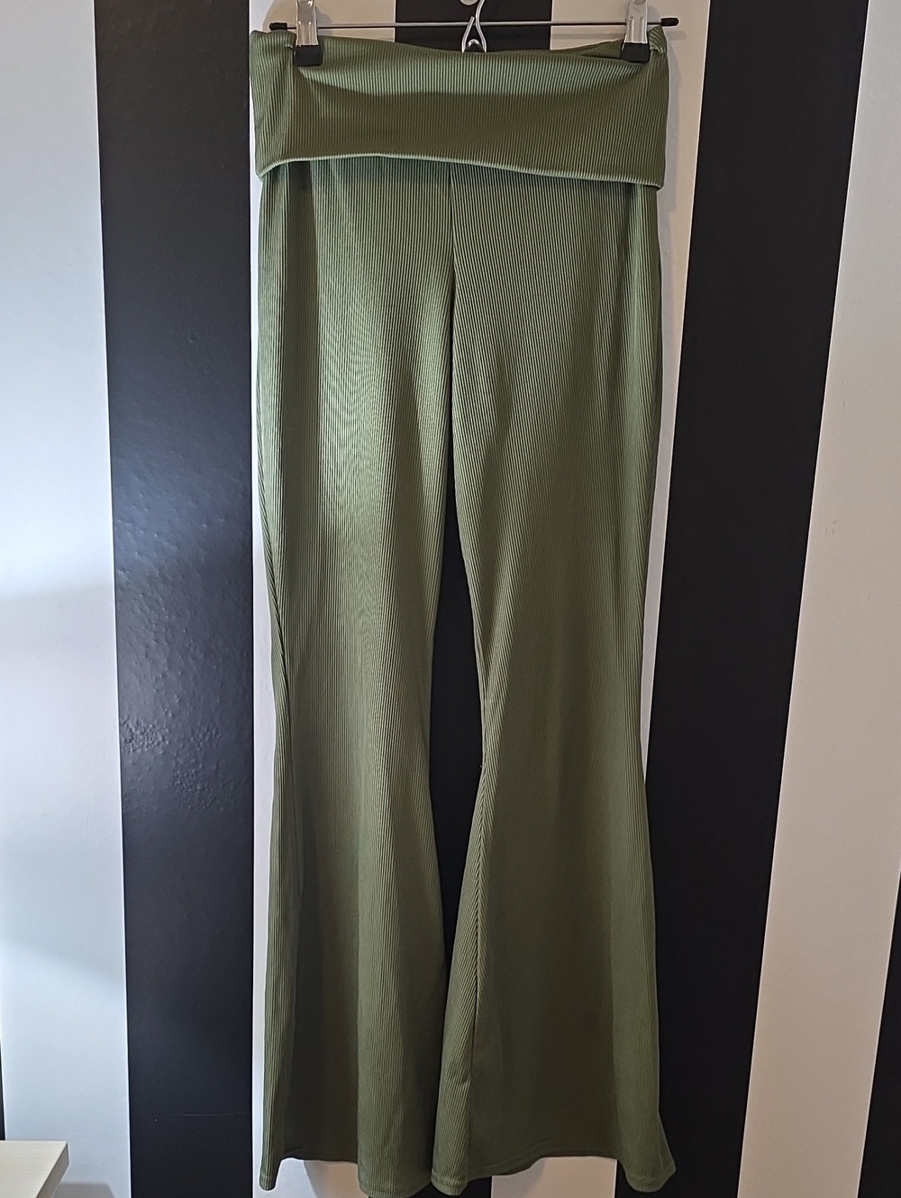 PrettyLittleThing Olive Fold-Over Waist Flare Pants